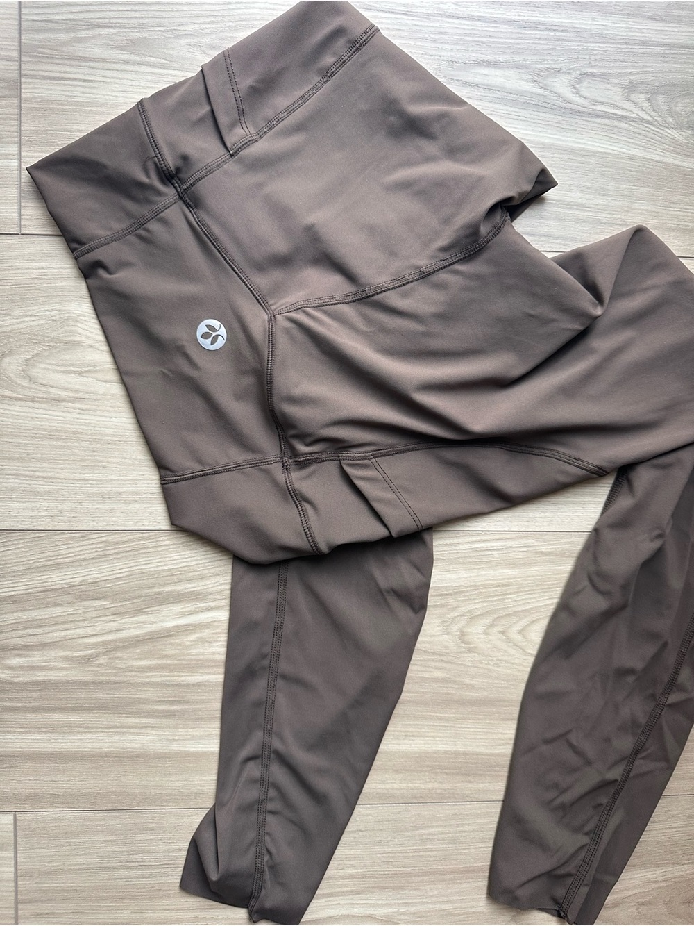 High-Waist Sculpting Leggings in Chocolate Brown